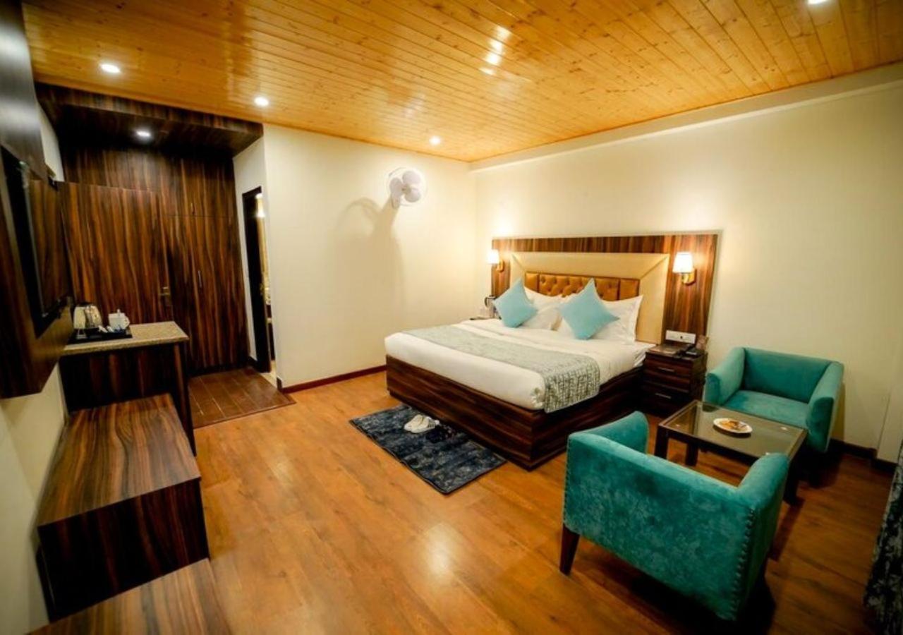 Simsa Heights Manali Hotel Exterior foto