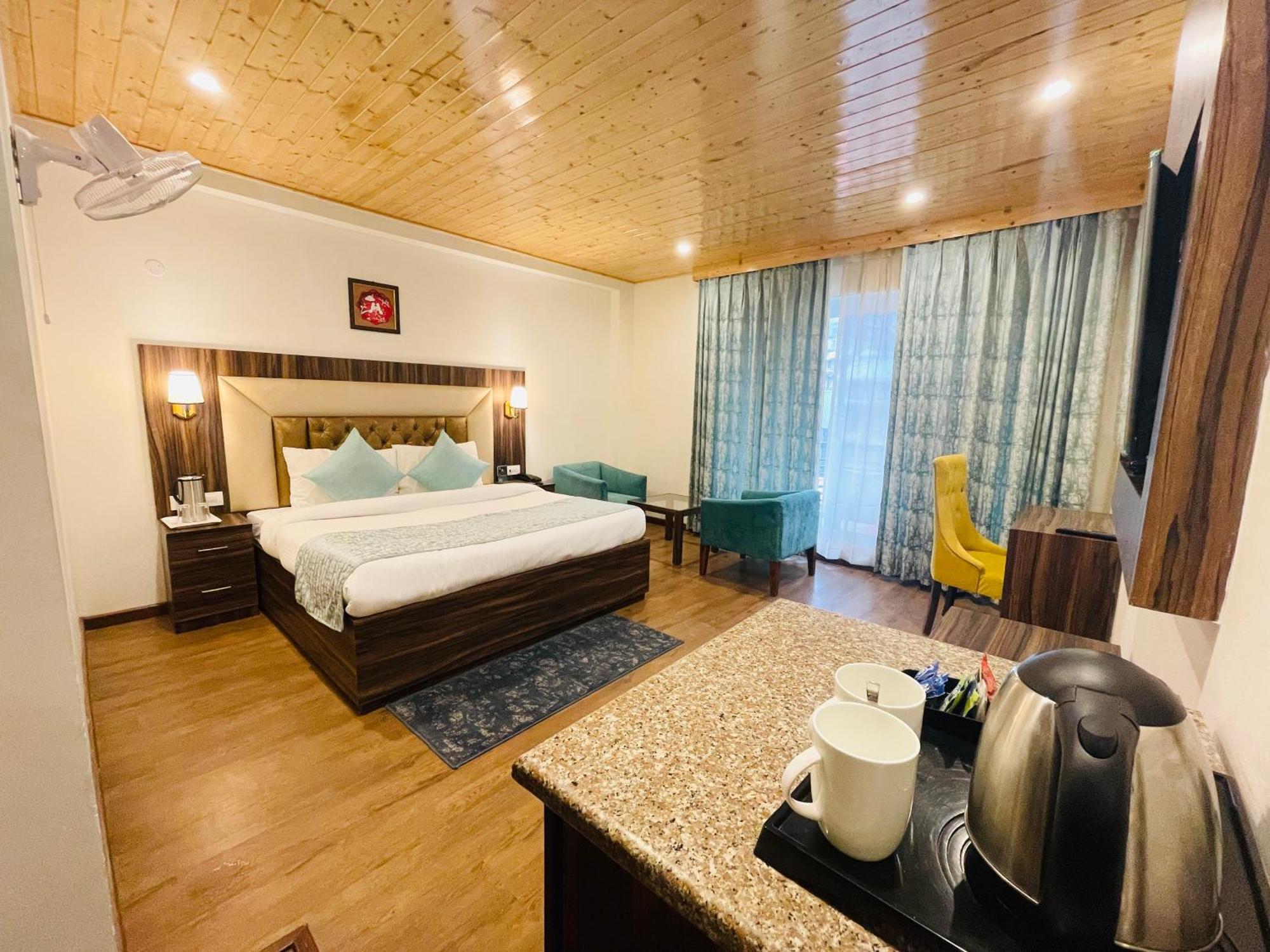 Simsa Heights Manali Hotel Exterior foto